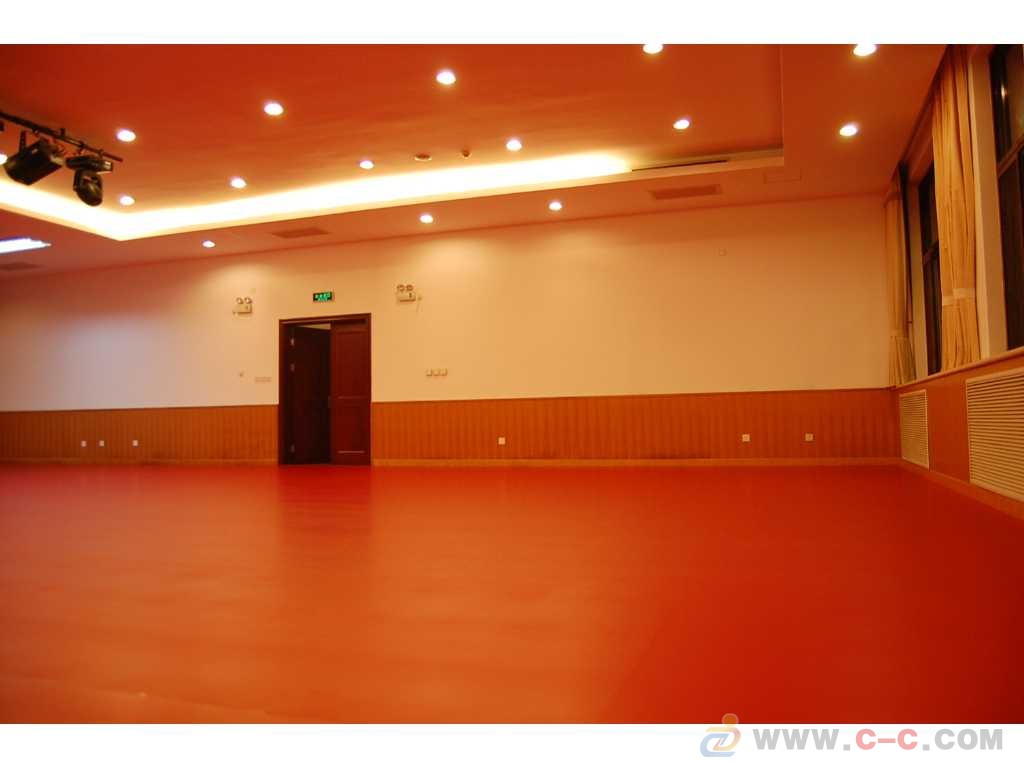 年終歲尾電商大爭(zhēng)之時(shí)，正是大家購(gòu)買舞臺(tái)地板的好時(shí)機(jī)