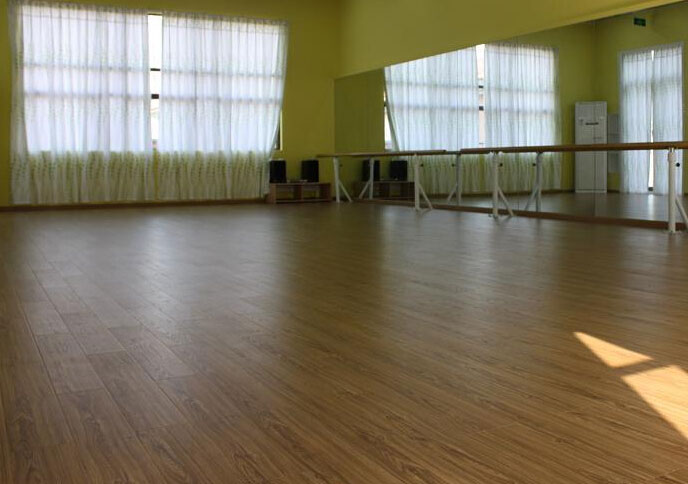 舞臺(tái)地板選擇都需要具備哪些穩(wěn)定性能