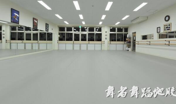 如何選用專業舞蹈地板？