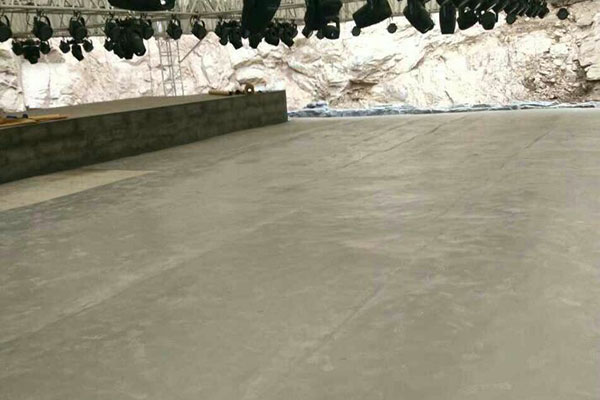 石家莊駝梁景區(qū)舞臺(tái)地面舞蹈地膠鋪設(shè)案例