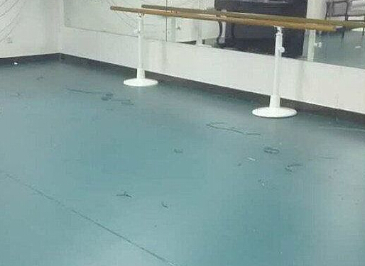 北京海淀區少年宮小丑舞蹈地板安裝案例