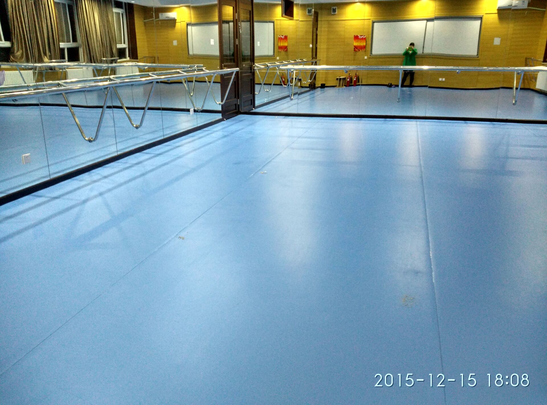 舞蹈地膠成功案例之北京海淀區(qū)教師進(jìn)修學(xué)校附屬實(shí)驗(yàn)學(xué)校南校區(qū)