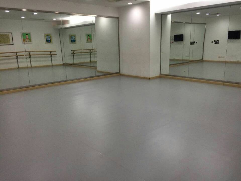 舞蹈地膠--深圳繽紛萬(wàn)象滑冰場(chǎng)成功案例