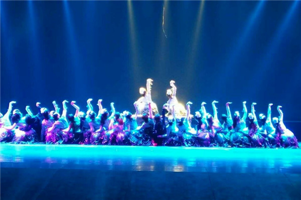 舞臺(tái)地膠--吉林延吉安圖市吉影安圖影城成功案例