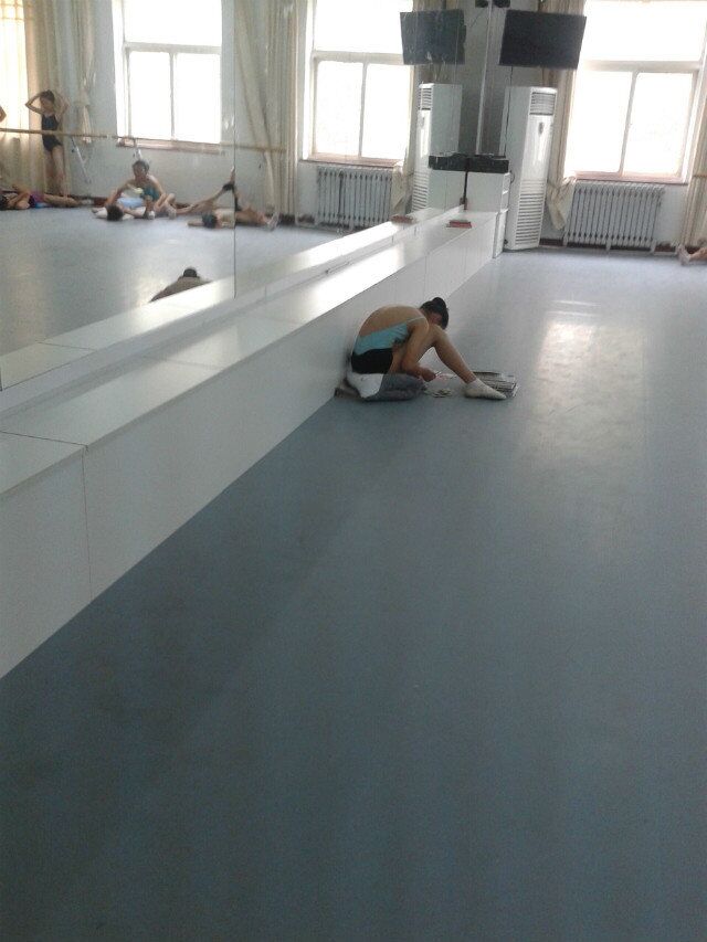 舞蹈地膠,舞蹈地板,舞蹈室地膠,舞蹈教室地膠