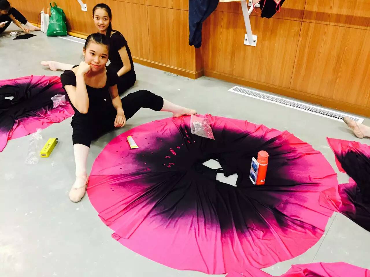 舞蹈地膠,舞蹈室地膠