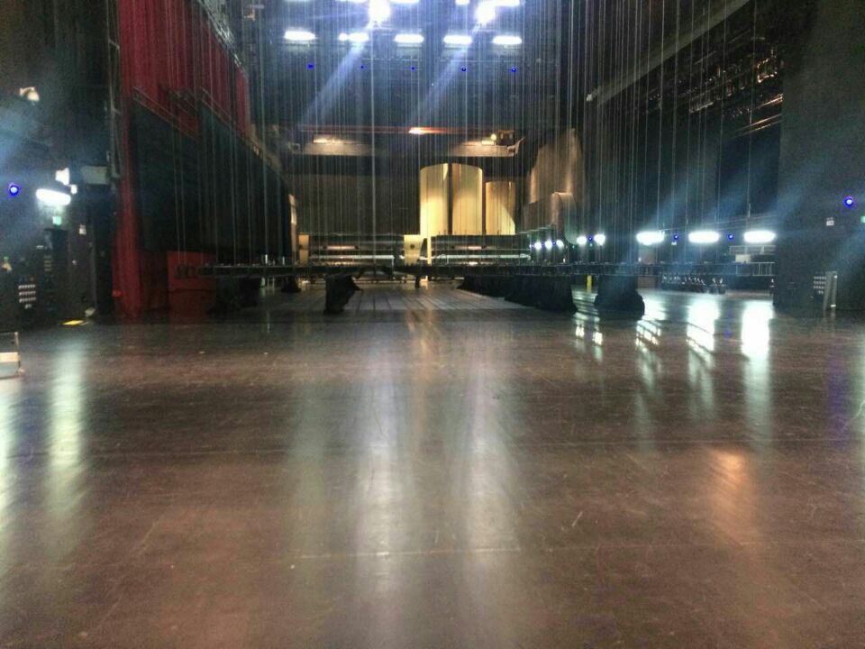 舞蹈地膠,舞臺地膠