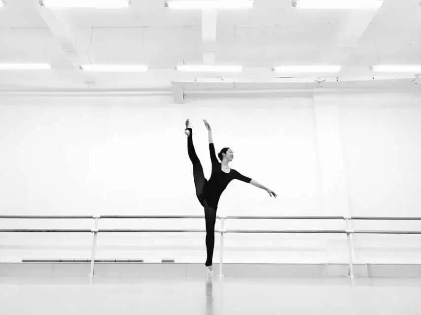 舞蹈地膠,舞臺(tái)地膠